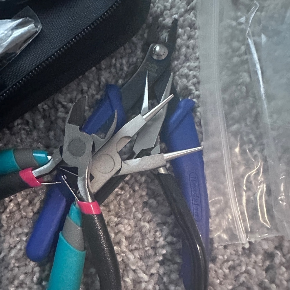 Jewelry Making Set - Picture 5 of 14